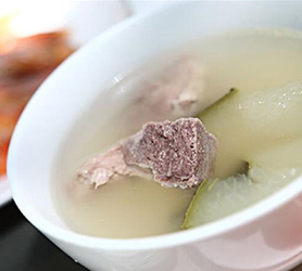 「骨頭湯」裡沒多少鈣，補鈣應(yīng)該這樣補